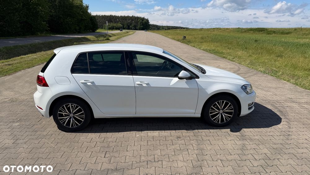 Volkswagen Golf 1.2 TSI BlueMotion Technology Allstar - 7
