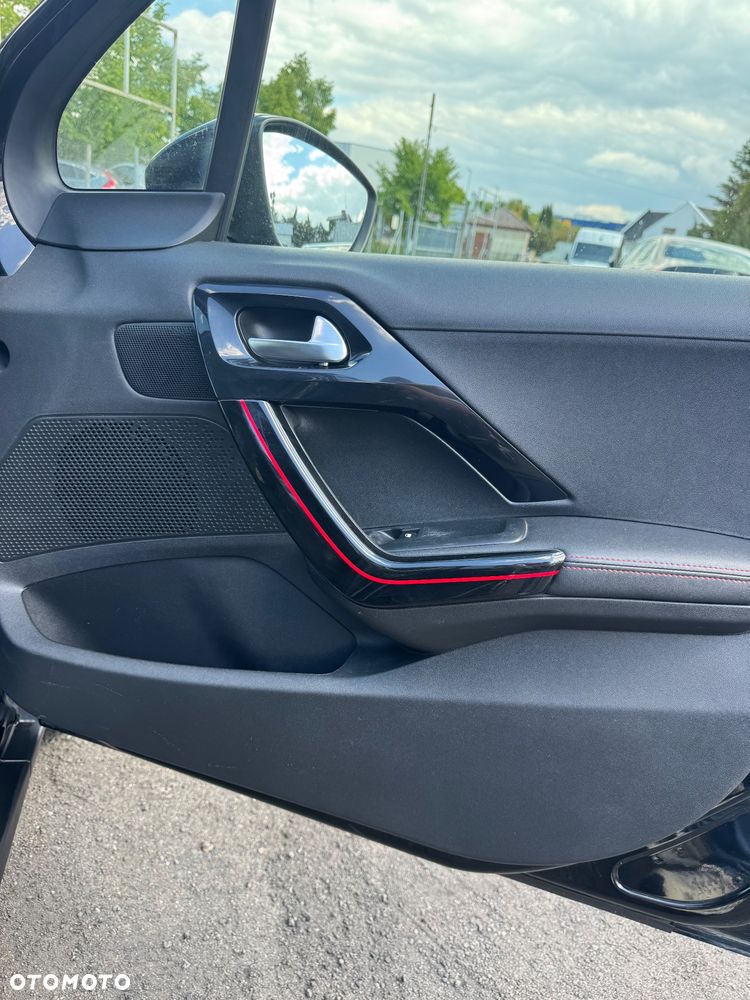 Peugeot 2008 PureTech 110 Stop&Start GT-Line Edition - 18