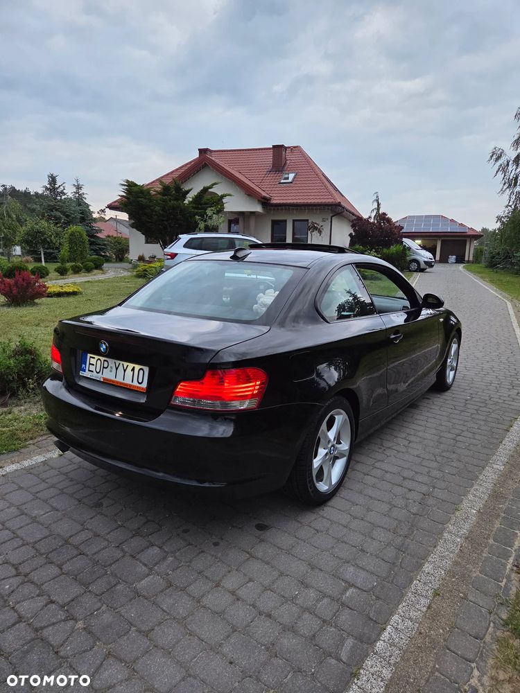BMW Seria 1 120d Edition Sport - 28