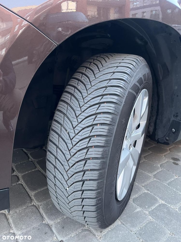 Peugeot 2008 PureTech 82 Access - 21