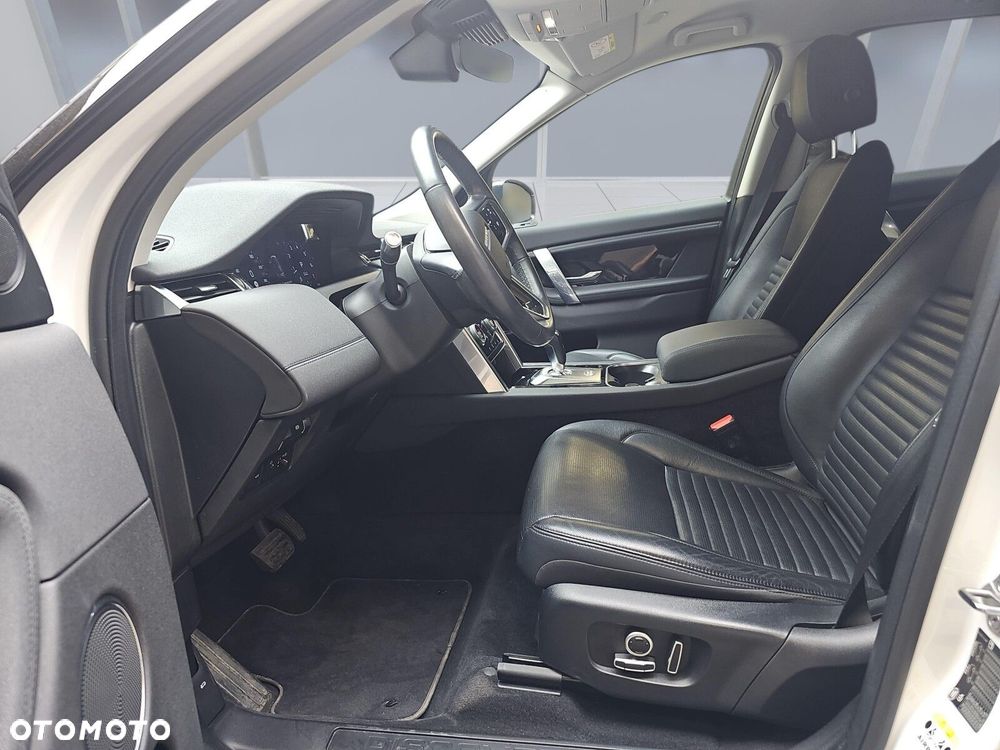 Land Rover Discovery Sport 2.0 P250 mHEV S - 19