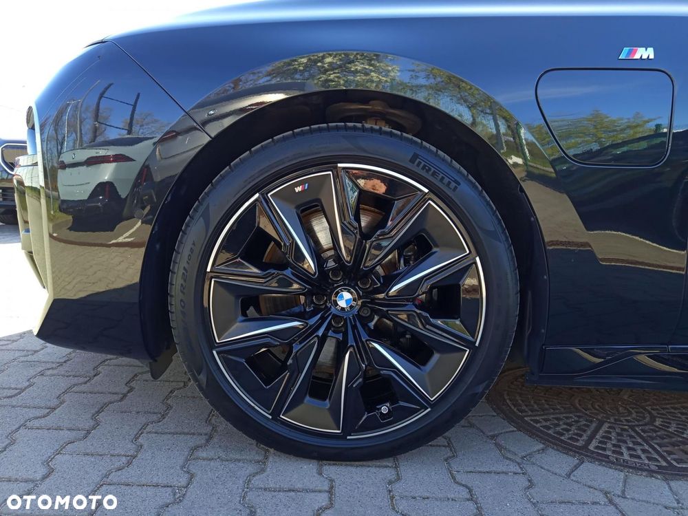 BMW Seria 7 - 11
