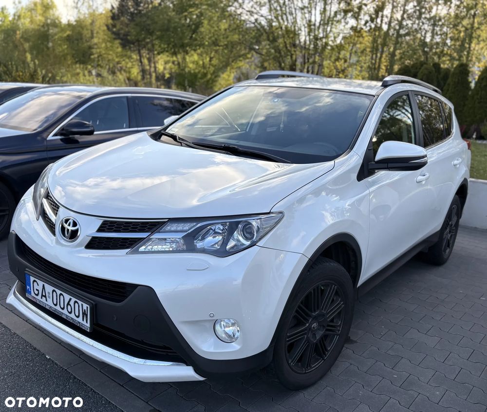 Toyota RAV4 - 1