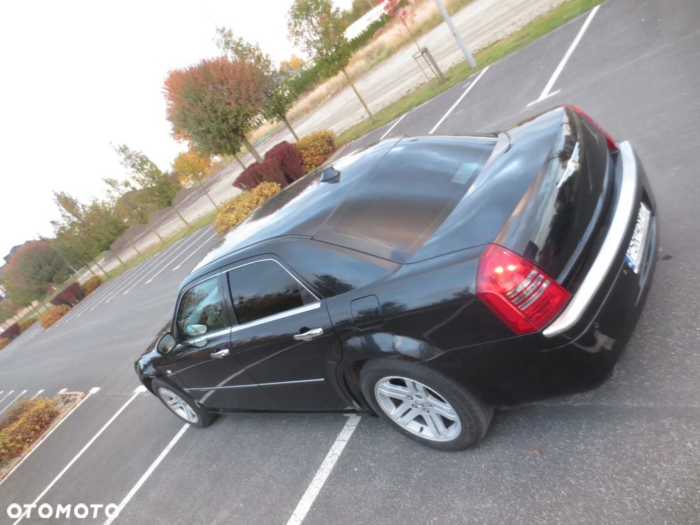 Chrysler 300C 3.5 V6 - 11