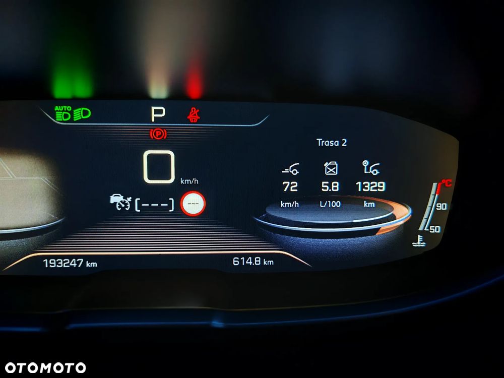 Peugeot 5008 BlueHDi 180 EAT6 GT - 24