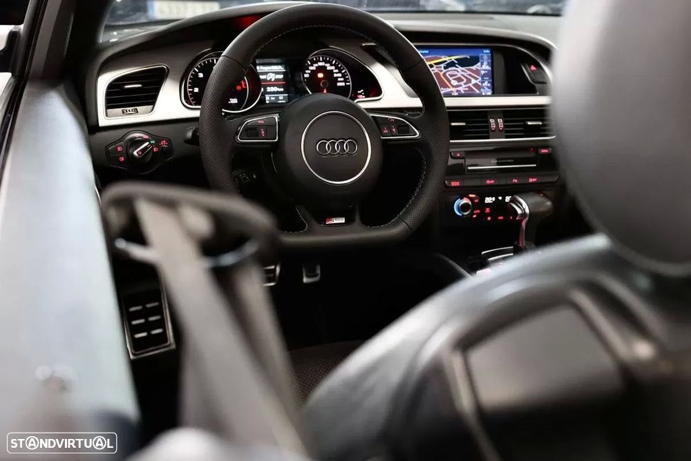 Audi A5 Cabrio 2.0 TDi S-line S tronic - 23