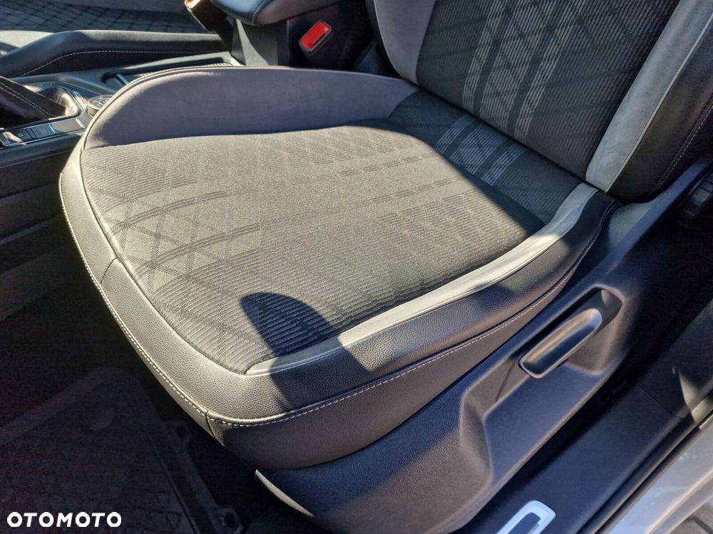 Volkswagen Tiguan Allspace 2.0 TDI 4Mot R-Line DSG - 16