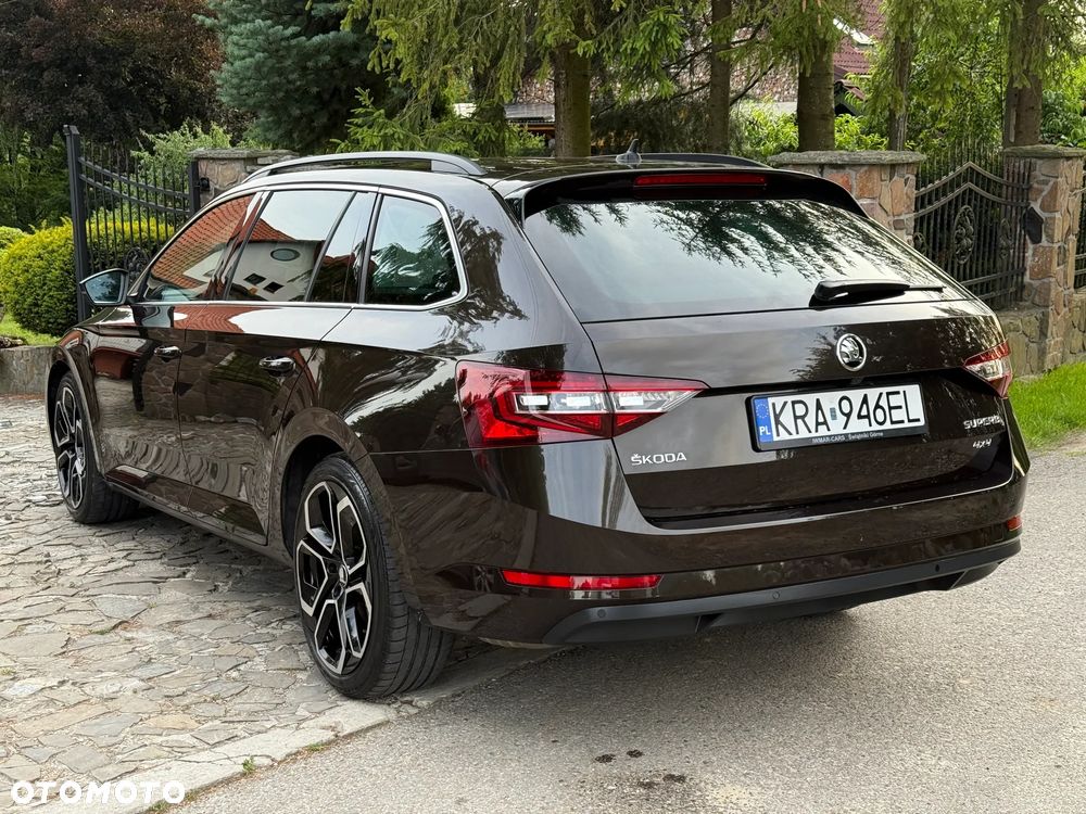Skoda Superb 2.0 TDI 4x4 DSG Premium Edition - 16