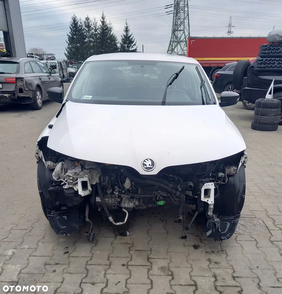 Skoda RAPID 1.4 TDI DPF Active - 8