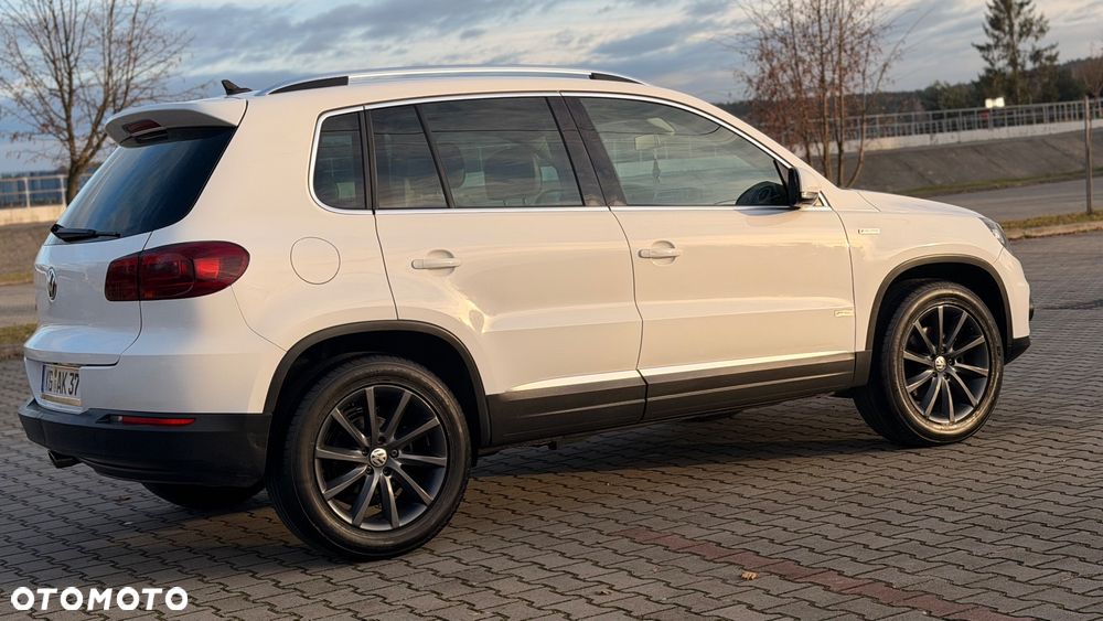 Volkswagen Tiguan 2.0 TDI 4Mot Perfectline R-Style DSG - 6