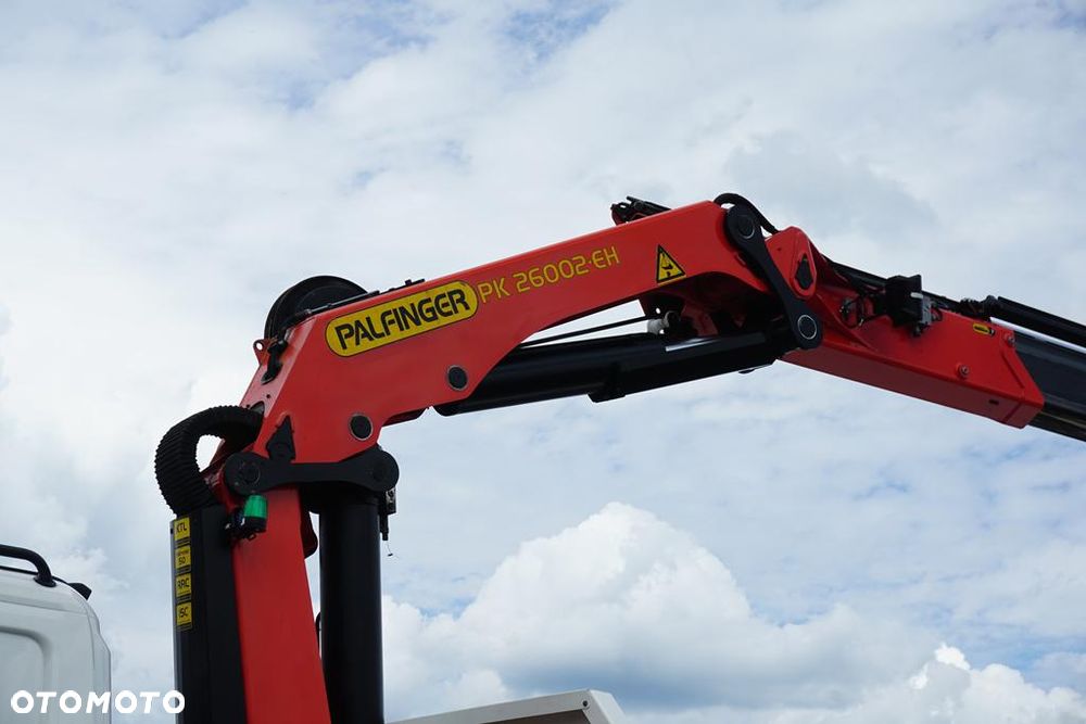 Scania / P 420 / 8 X 4 / TRIDEM / SKRZYNIOWY + HDS / PALFINGER PK 26002 / WYS. 12 M / DŁ. 8 M - 24