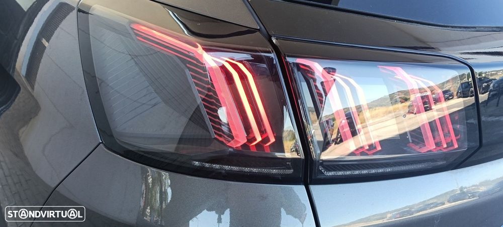 Peugeot 3008 1.5 BlueHDi Allure Pack EAT8 - 24