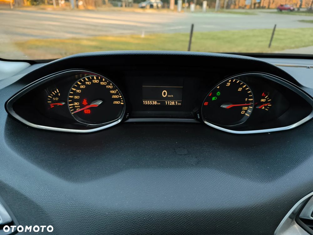 Peugeot 308 BlueHDi 150 Stop & Start Niveau 2 Business-Line - 19