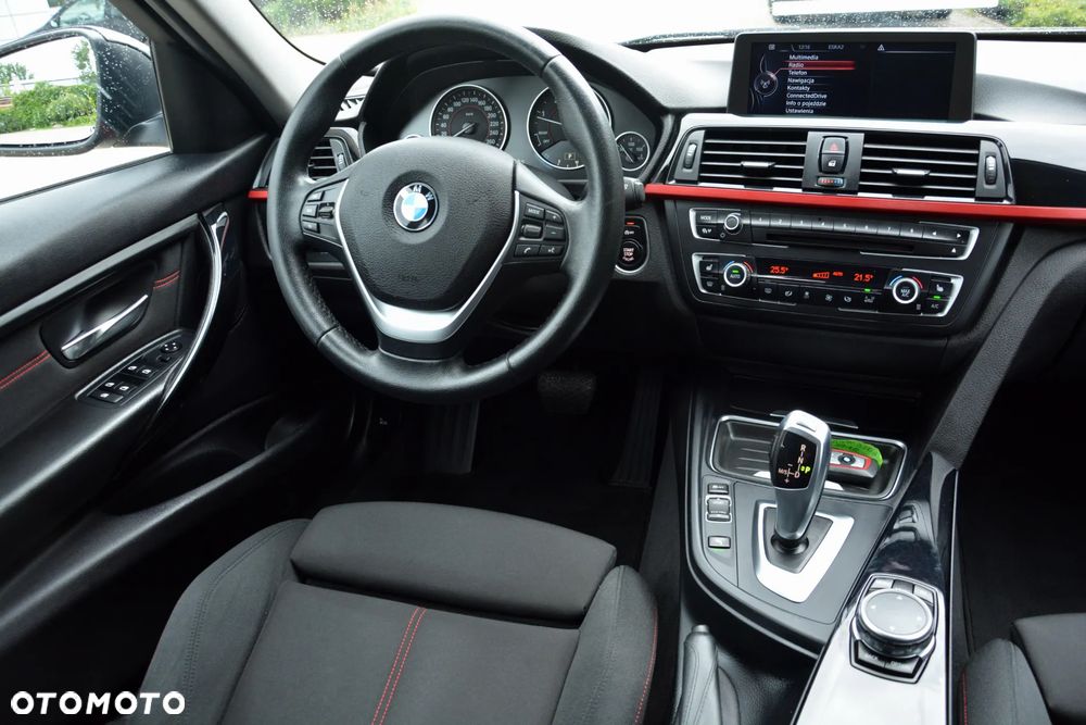 BMW Seria 3 318d Blue Performance Sport Line - 27