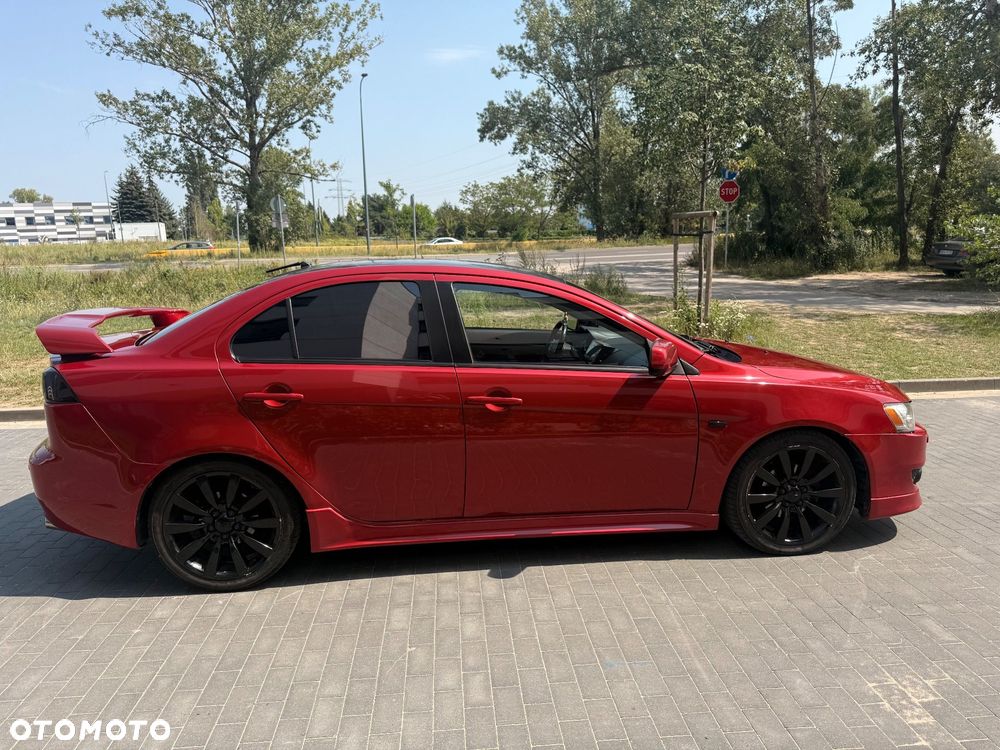 Mitsubishi Lancer - 16