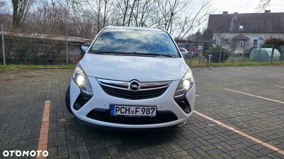 Opel Zafira Tourer 2.0 CDTI Innovation - 4