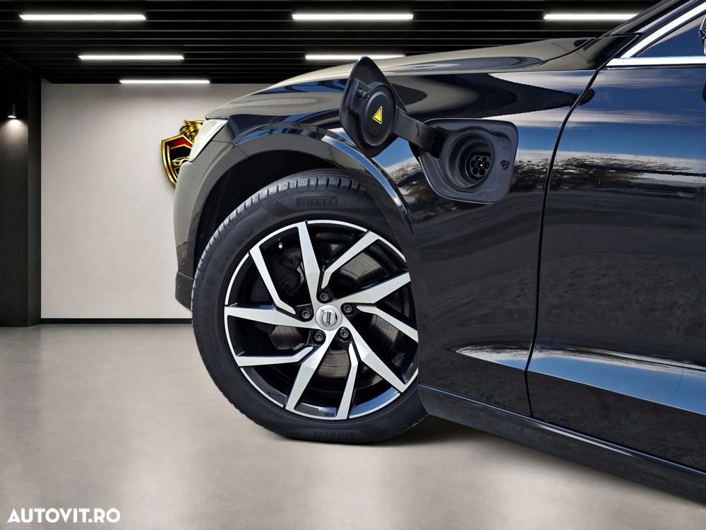 Volvo V60 T6 AWD Twin Engine Geartronic Momentum Pro - 24