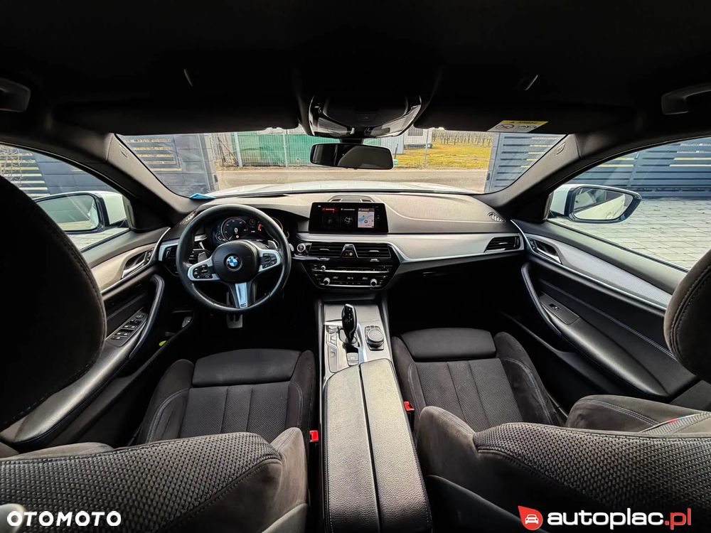 BMW Seria 5 520d M Sport sport - 28