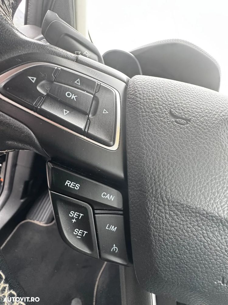 Ford Kuga 2.0 TDCi 4x4 Aut. Vignale - 23