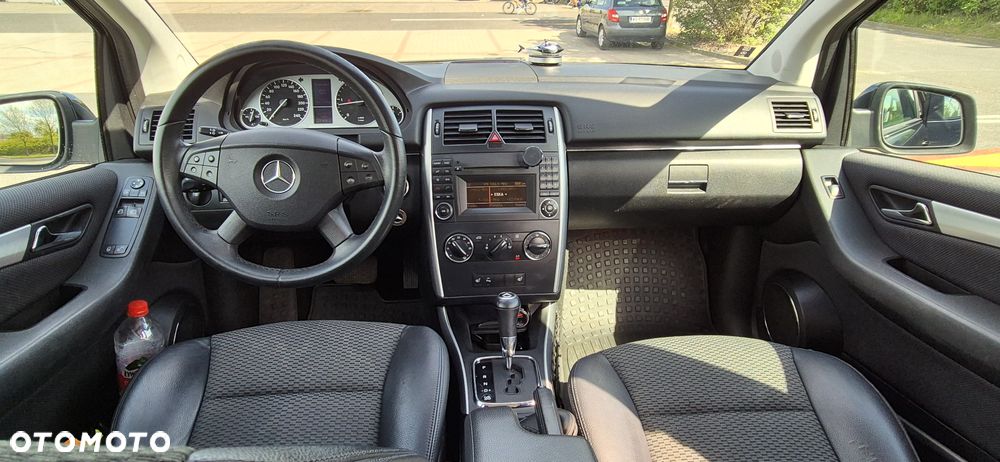 Mercedes-Benz Klasa B 180 CDI Autotronic Special Edition - 19