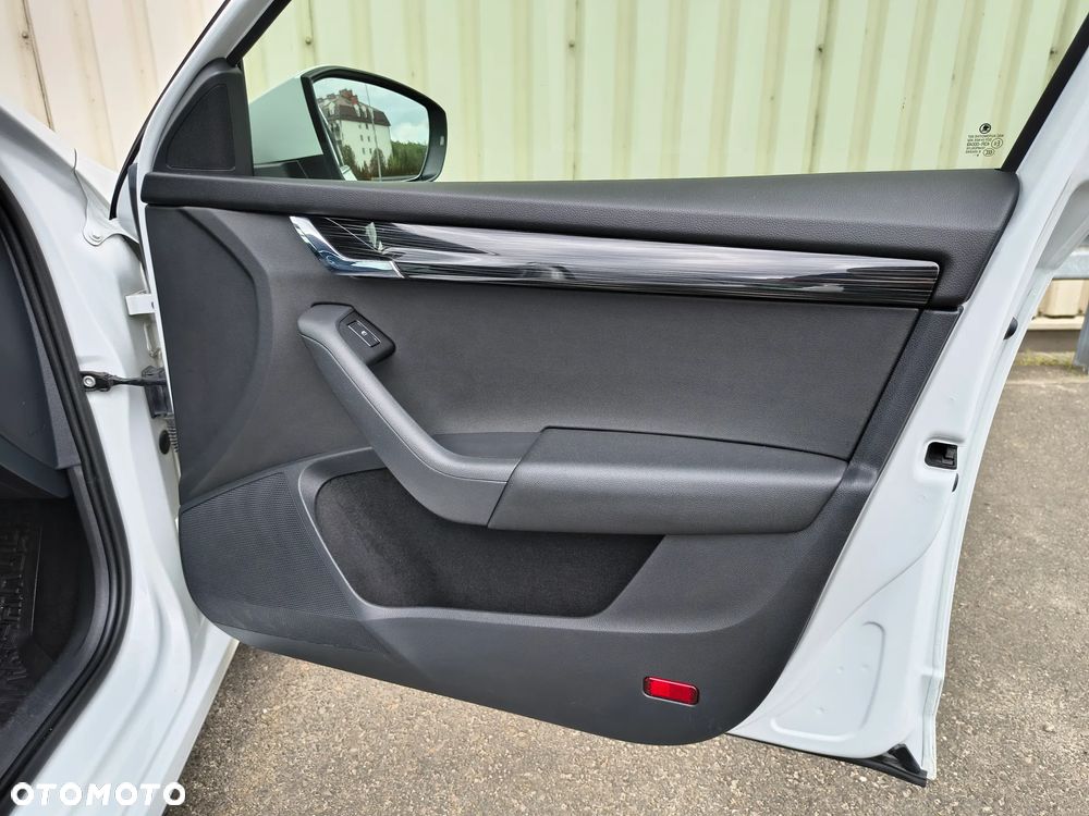 Skoda Octavia 2.0 TSI GPF Style DSG - 22