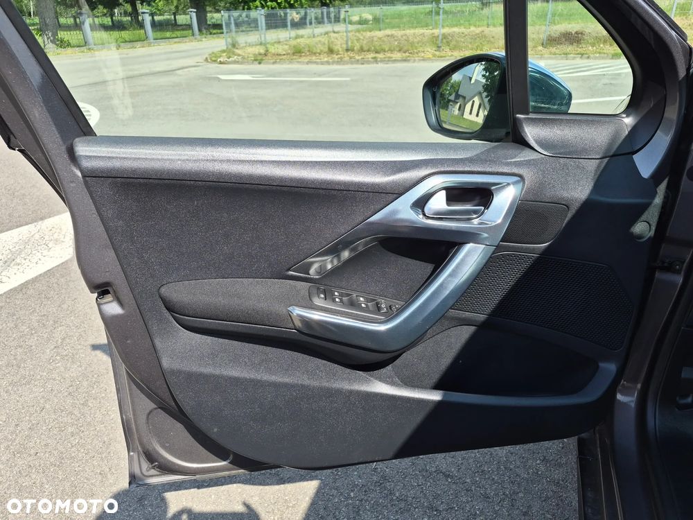 Peugeot 2008 1.6 e-HDi Active S&S - 11