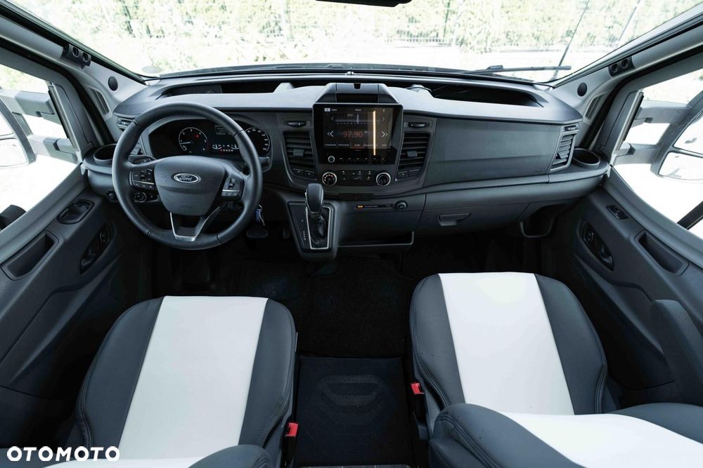 Ford Transit - 11