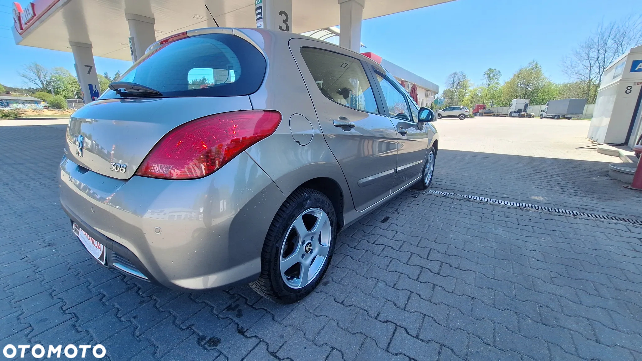 Peugeot 308 HDi FAP 110 EGS6 Platinum - 4