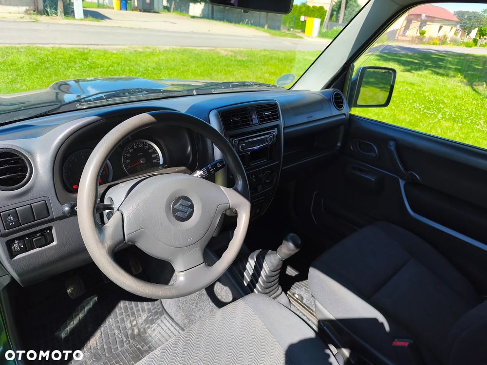 Suzuki Jimny - 16
