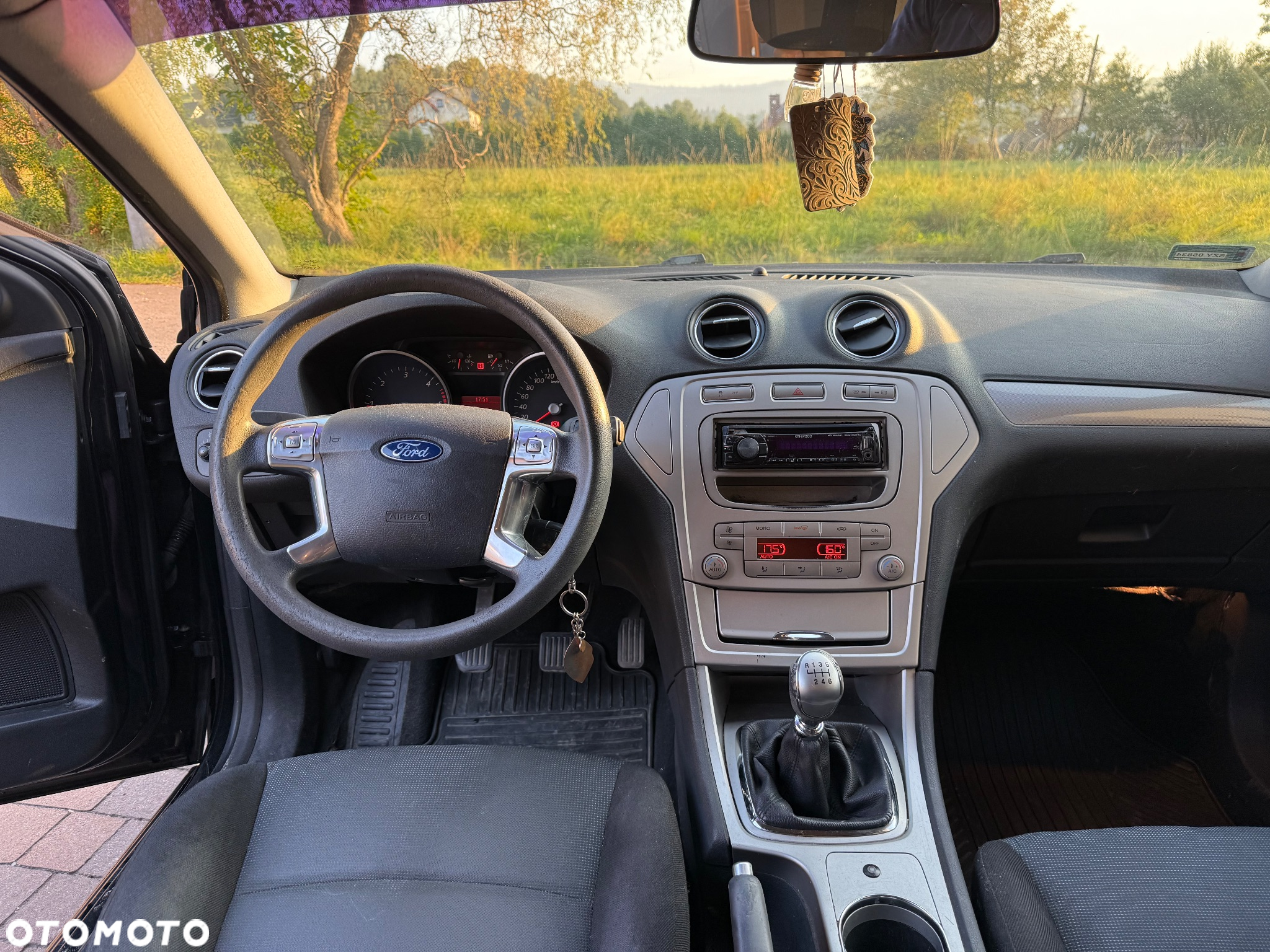 Ford Mondeo 1.8 TDCi Ambiente - 8