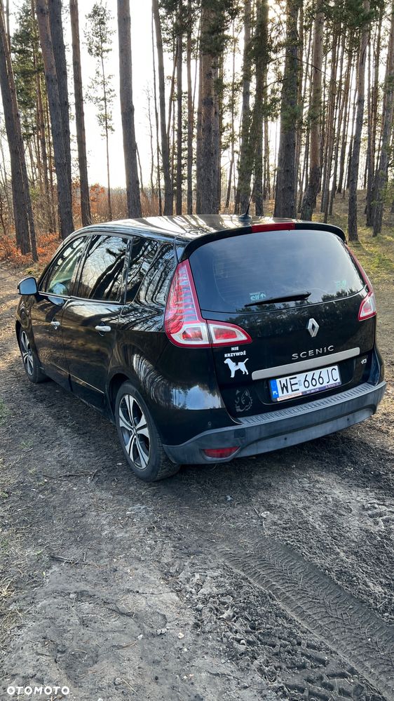 Renault Scenic 1.6 dCi Energy Bose Edition S&S - 3