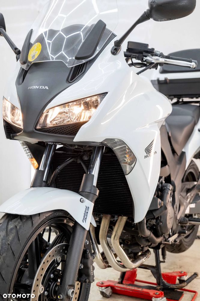 Honda CBF - 12