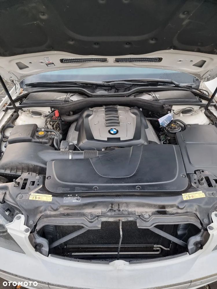 BMW Seria 7 740i - 15