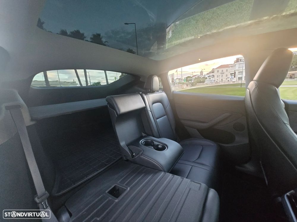 Tesla Model Y Long Range Tração Integral - 13