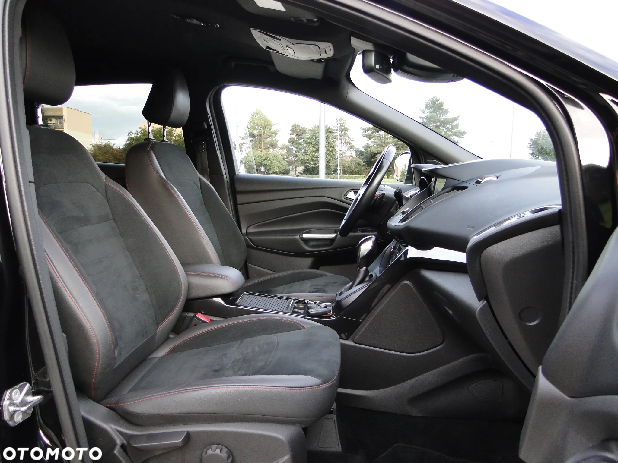 Ford Kuga 2.0 TDCi AWD ST-Line Black - 5