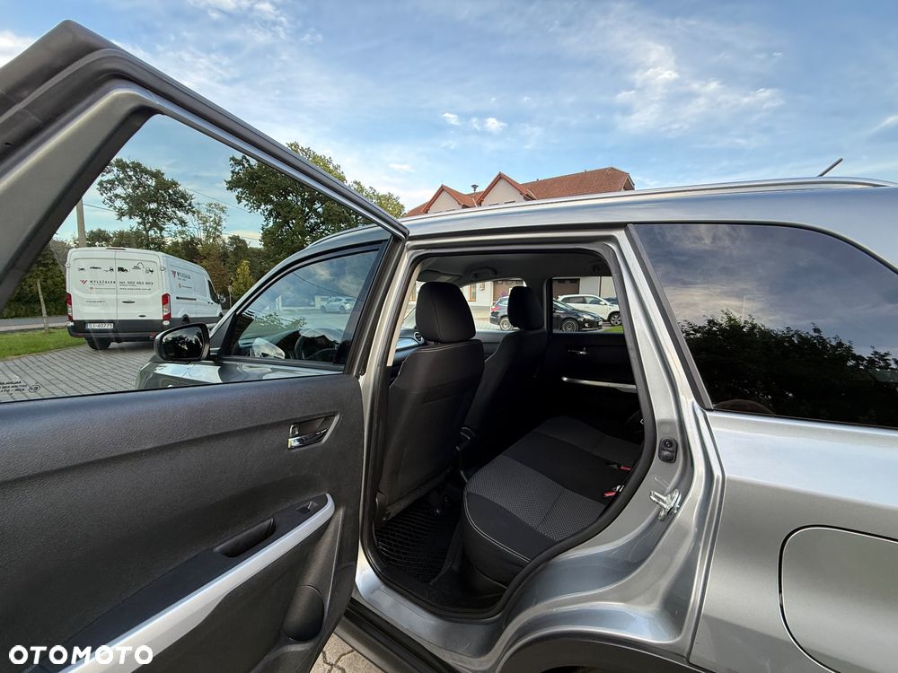 Suzuki Vitara 1.6 Premium 4WD - 18