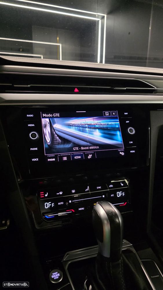 VW Arteon Shooting Brake 1.4 TSI eHybrid R-Line - 25