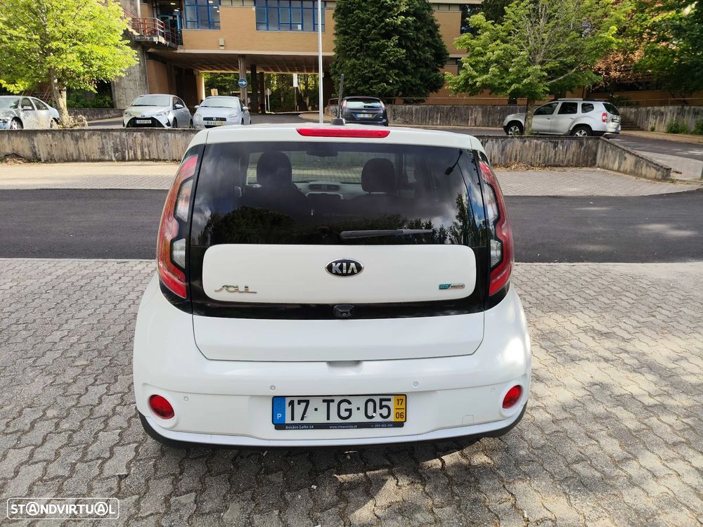 Kia Soul - 10