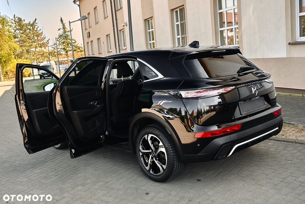 DS Automobiles DS 7 Crossback 1.5 BlueHDi Bastille + - 18