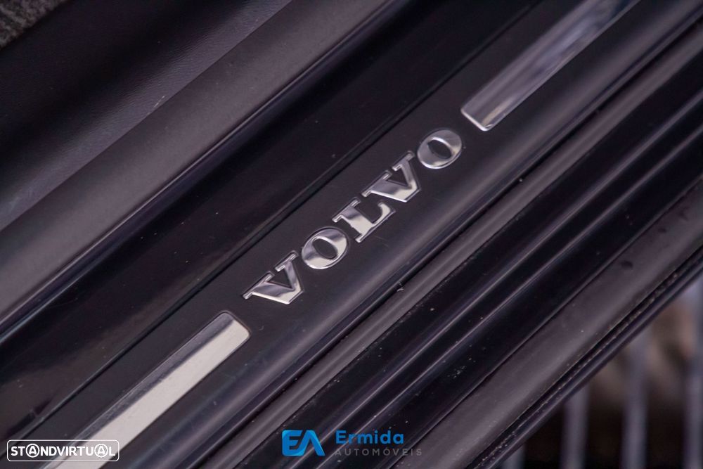 Volvo V60 2.0 D3 Momentum - 42