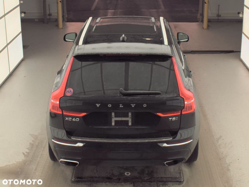 Volvo XC 60 T5 AWD Inscription - 3