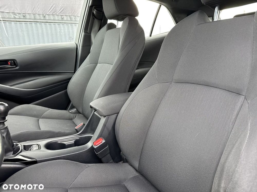 Toyota Corolla - 17