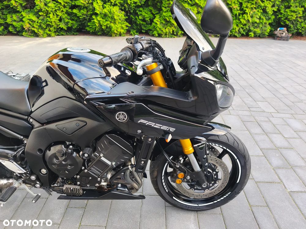 Yamaha FZ8 - 10