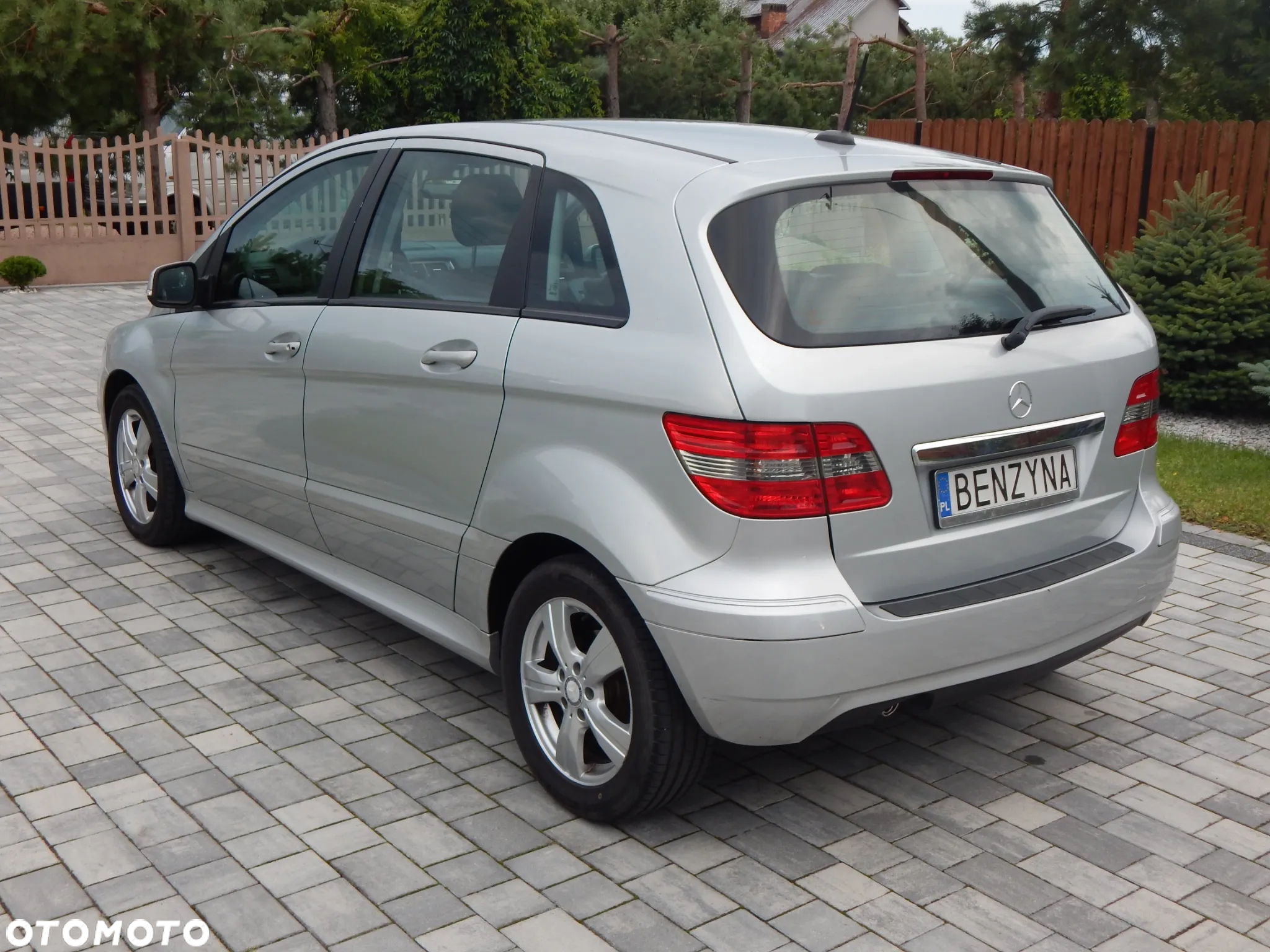 Mercedes-Benz Klasa B 180 - 3