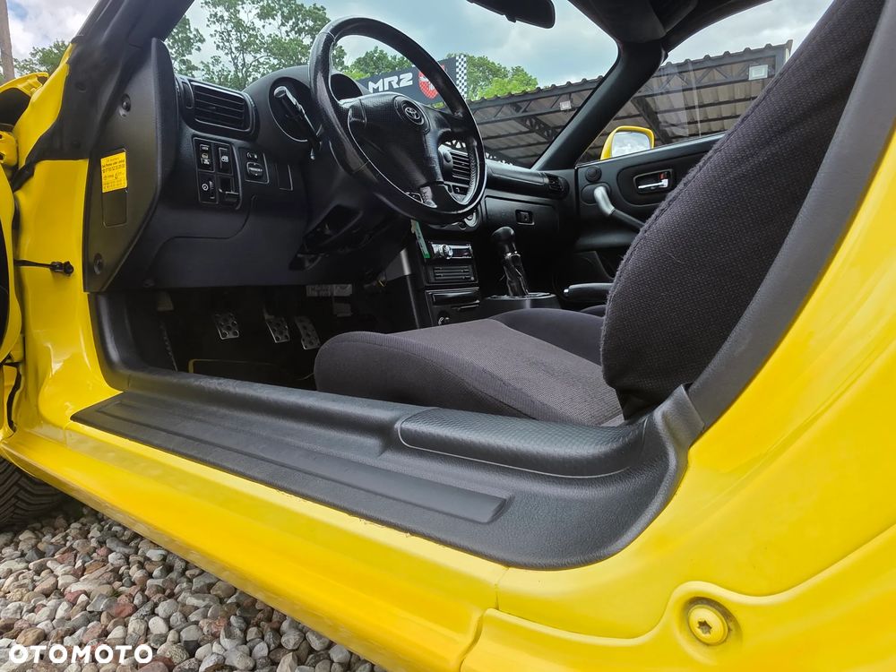 Toyota MR2 - 25