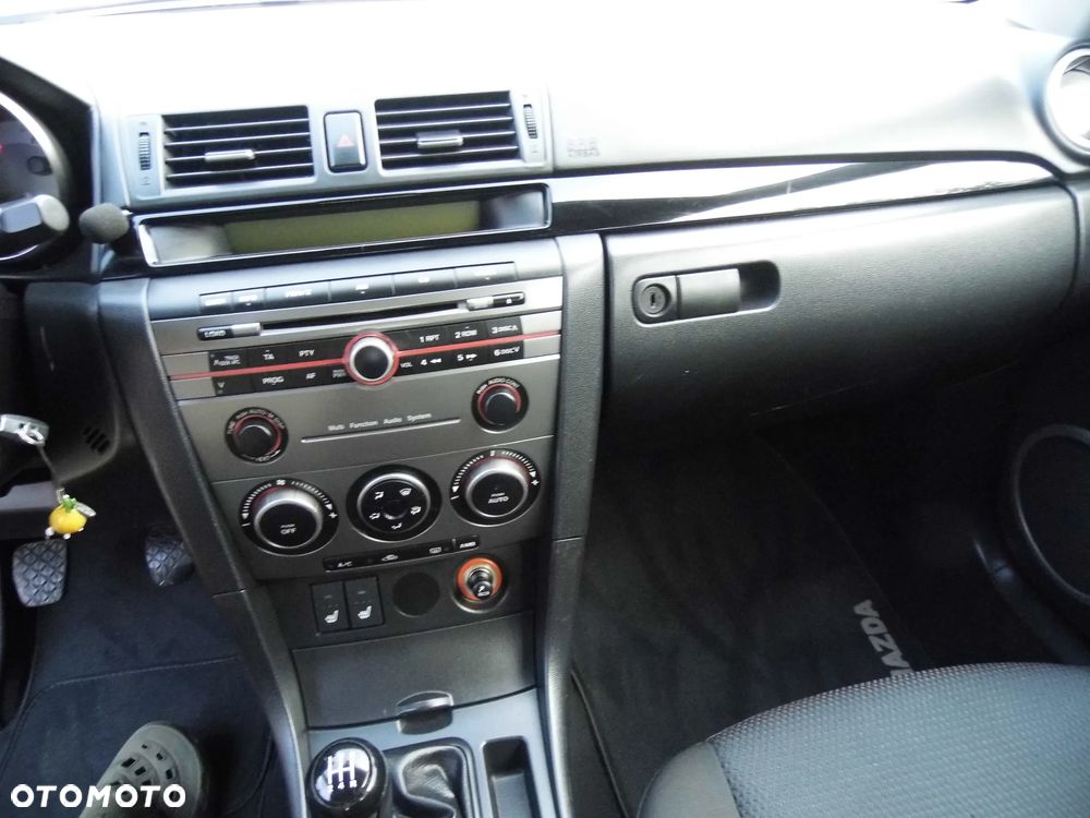 Mazda 3 1.6 16V Exclusive - 24