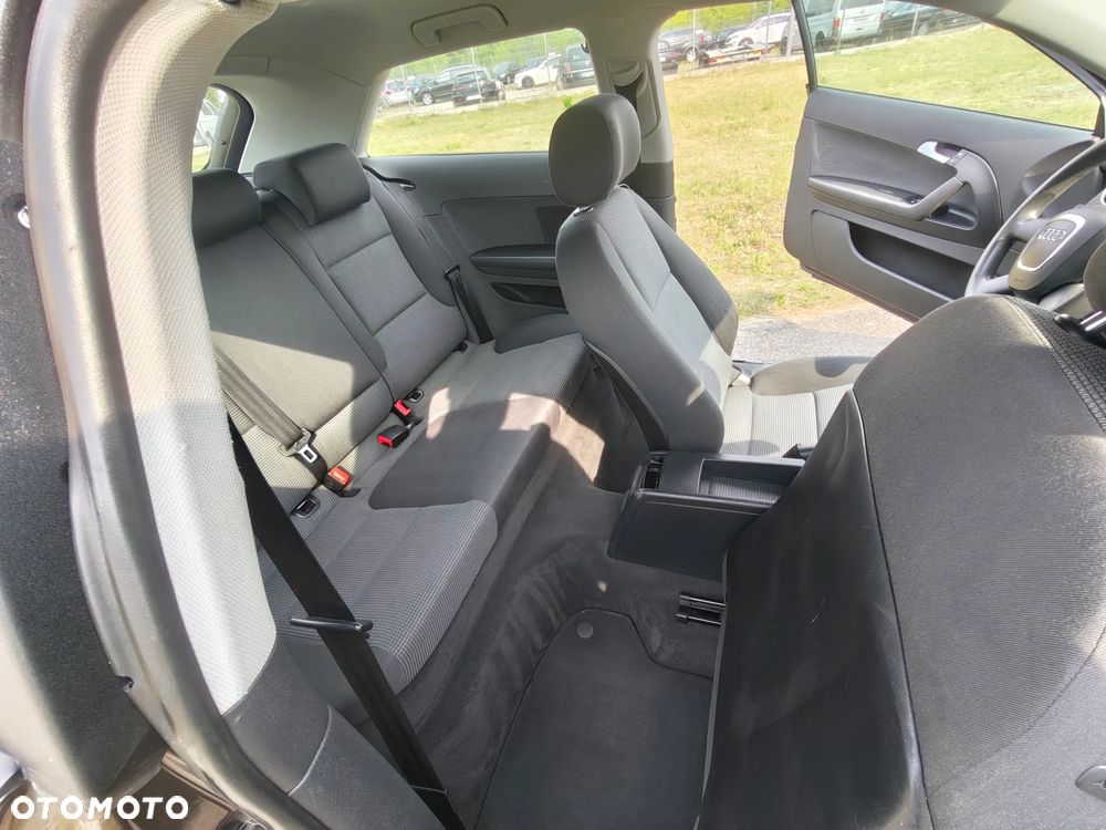 Audi A3 3-drzwiowe 1.6 Ambiente - 29