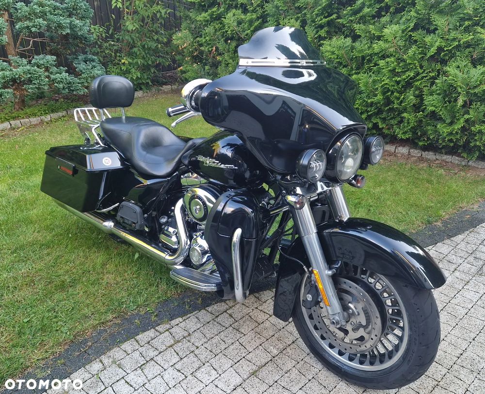 Harley-Davidson Touring Street Glide - 6