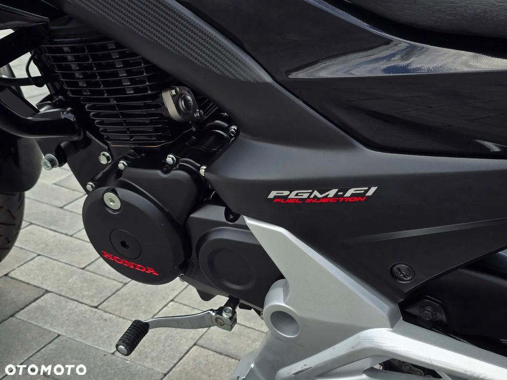 Honda CBF - 7