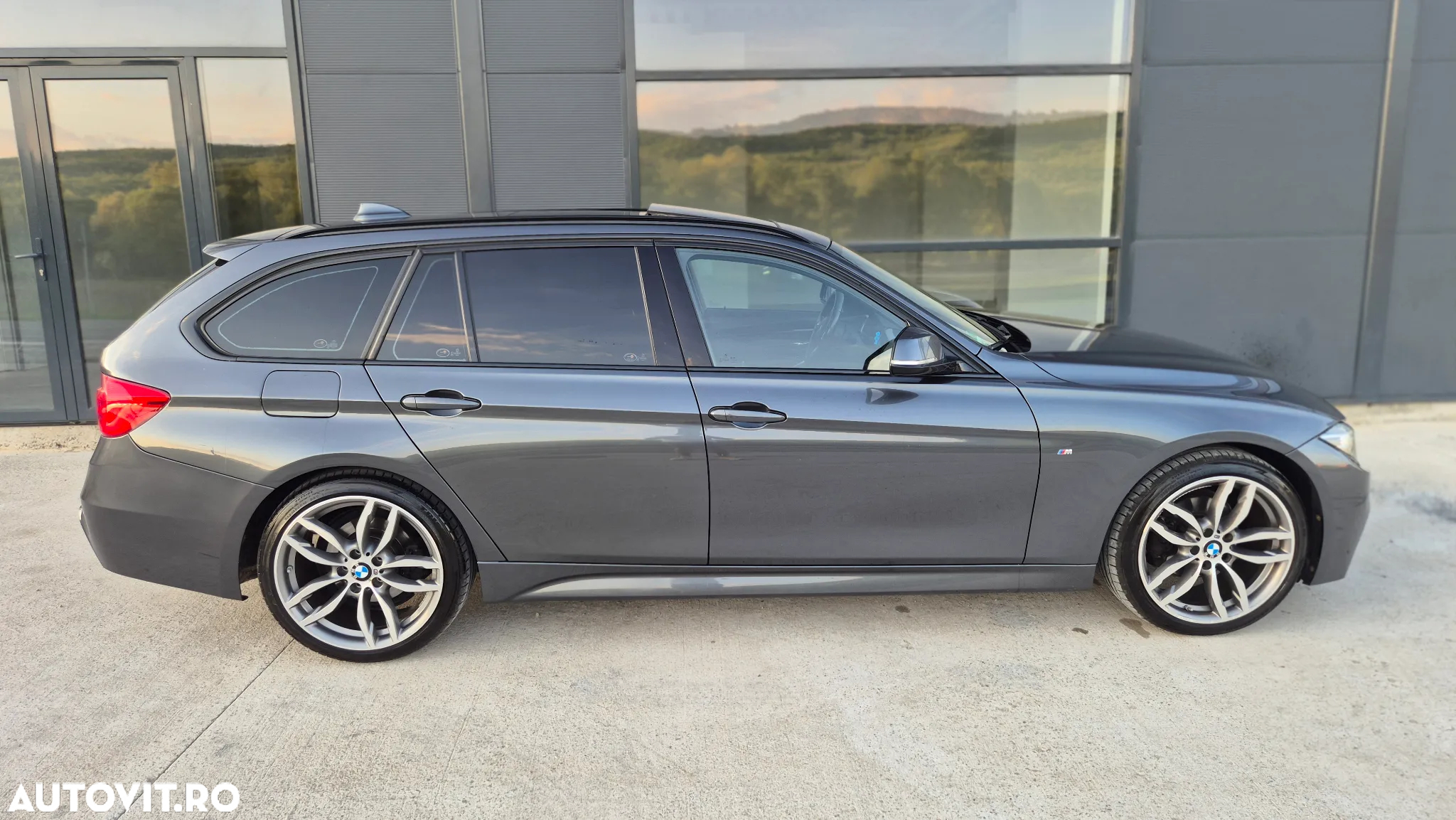 BMW Seria 3 318d Touring Aut. M Sport - 4
